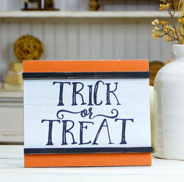 Trick Or Treat Hanging Sign